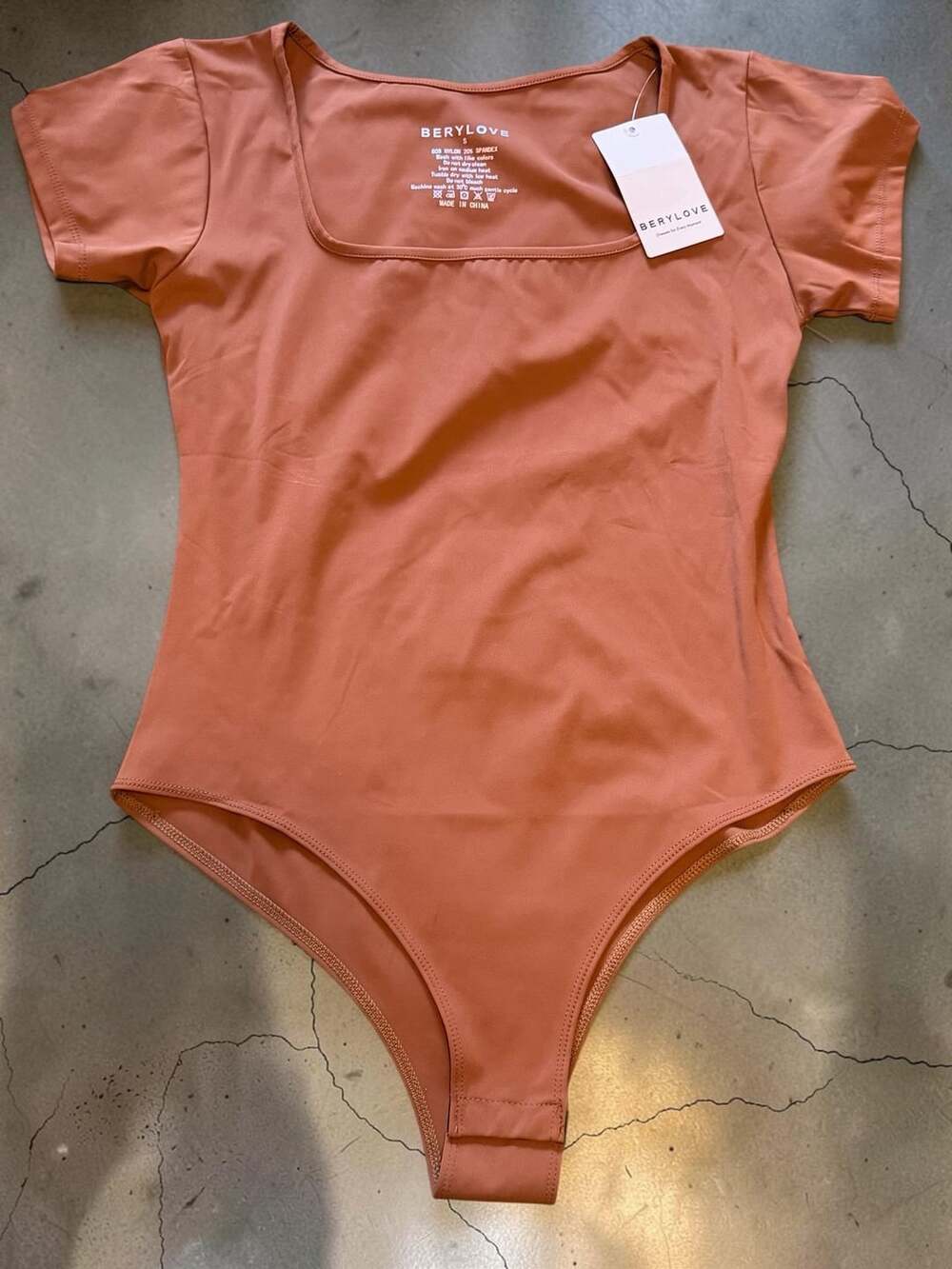 Berylove Short Sleeve Bodysuit Size S Terracotta Square Neck